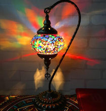 Load image into Gallery viewer, Newest Tiffany table lamp